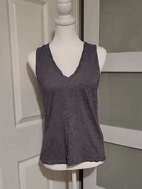Madewell Charcoal Gray V-Neck Tank Top Small Sleeveless Casual Layering Tee